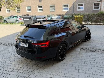 Škoda Superb III Facelift Combi 2.0 TDI 4x4 Style DSG - 9
