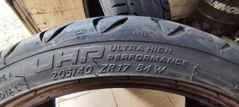 205/40R17 letne - 9