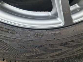 5X112 R18 + ZIMNE NOKIAN TYRES 235/55 R18 - 9