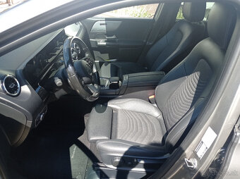 Mercedes-Benz B 200 CDI - 9