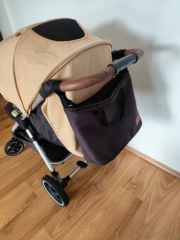 Športový kočík Petite&Mars Royal Heritage Bee - 9