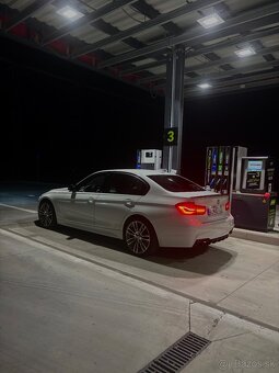 Bmw 320i f30 xdrive - 9