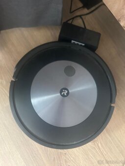 Roomba j7 - 9