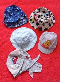 Čiapky, rukavice, korunky - 9