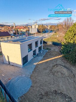 Rodinný dom s polyfunkciou - 9