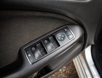 Mercedes-Benz B trieda 180 CDI - 9