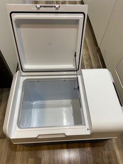 Predám kompresorovú autochladničku Mobicool MCF60 - 9