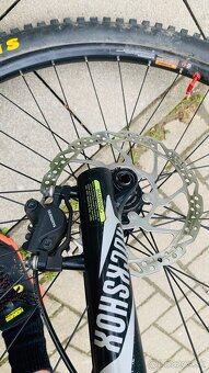 GT Sensor Elite 2018 L - 9