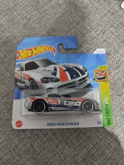 Hot Wheels autíčka - športiaky 1/2 - 9