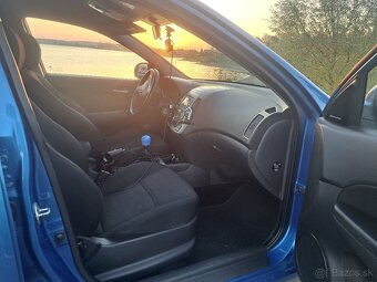 Hyundai i30, 1.4 80kw 2010 - 9