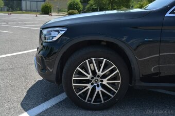 Mercedes-Benz GLC SUV 300e 4MATIC - 9