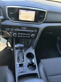 Kia Sportage 1.6 CRDi 136k Platinum A/T - 9