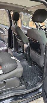 Ford S-Max - 9