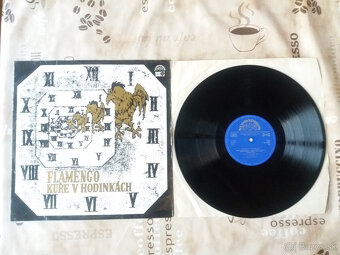 200 LP + 100 orig CD. - 9