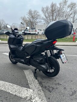 Honda ADV350 - 9