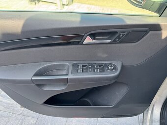 Seat alhambra 7 miest Automat 2.0 tdi 103 kw - 9