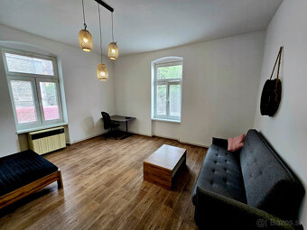 Predaj 1 izbový byt Zehnhaus, Palariková 1 - 9