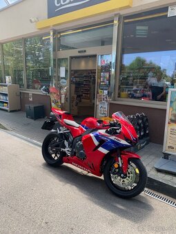 HONDA CBR600RR 2024 Október - 9