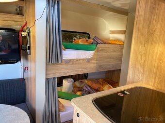 Predám obytný príves NIEWIADÓW N Cross mini. - 9