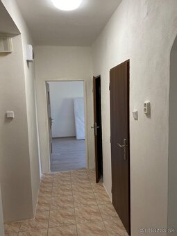 Prenájom 2-izb. bytu v Michalovciach - 9