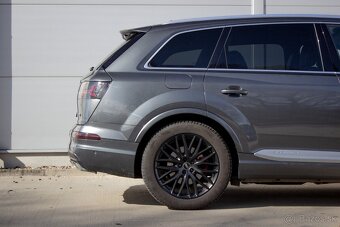 Audi Q7 SQ7 OPTIC QUATTRO 3.0TDI 200 KW r.v. 2017 - 9