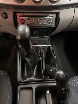 Mitsubishi L200 2.5 - 9