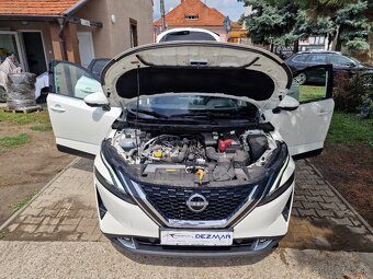 Nissan Qashqai 1.3 DIG-T 158k mHEV Tekna 4WD X-Tronic benzín - 9