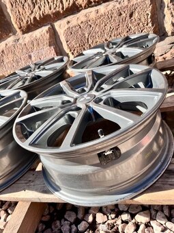 5x114,3 R16 originál alu Mitsubishi Outlander ASX - senzory - 9