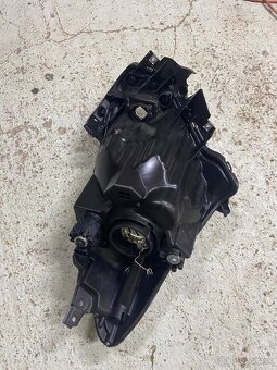 Suzuki Swift mk8 2018- - 9