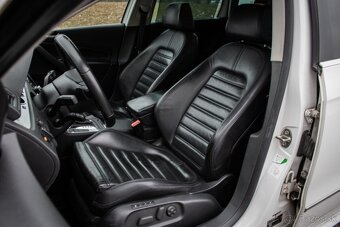 Volkswagen Passat Variant 3.2 V6 4Motion DSG - 9