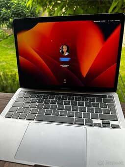 Macbook Pro 13” 2020 ZNÍŽENÁ CENA - 9