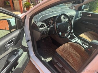 Ford focus mk2 facelift 1.6 benzín 74kw - 9
