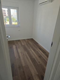 Chorvátsko-Trojizbový moderný apartmán s výhľadom na more - 9