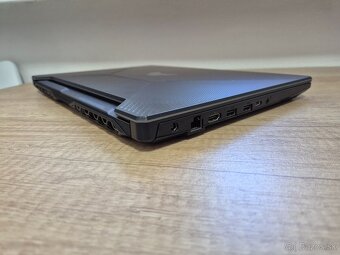 Asus TUF Gaming F15 /i5-11400H/16GB/144Hz/512GB SSD/RTX2050 - 9