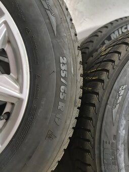 ZIMNA SADA AUDI Q5 5X112 R17 PNEU 235/65 R17 - 9