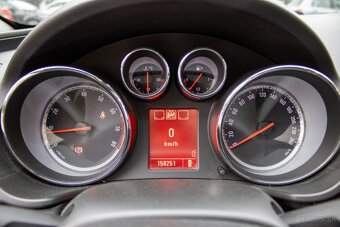 Opel Insignia ST OPC Line 162kW - 9