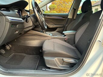 Skoda Octavia Combi 2.0 TDI Executive - 9