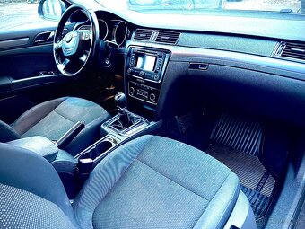 Škoda Superb 2 – 2011, 1.6 TDI (CAYC) - NEPOJAZDNE - 9