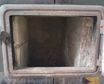 Kachľová pec (akumulačná) pôvodná funkčná - 9