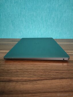 MacBook Air 2020 | i5 • 16GB • 256GB SSD - 9