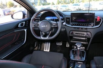 Kia ProCeed 1.6 T-GDi GT A/T - 9