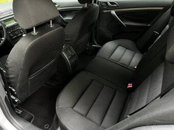 Škoda octavia Combi 1.9 Tdi 77 kW Elegance - 9