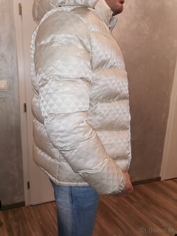 Predám zimnú bundu Prada – béžová, veľkosť L/XL - 9