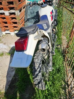 Kawasaki KLR 600 - 9