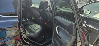 Predám Ford Kuga 2.0 TDCi 4WD Titanium - 9