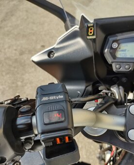 Yamaha FZ8 Fazer - 9