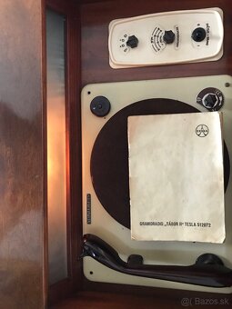 Retro rádio Tesla Tábor 2 - 9
