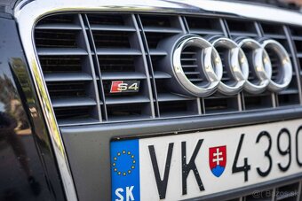 AUDI A4 S4 - 9