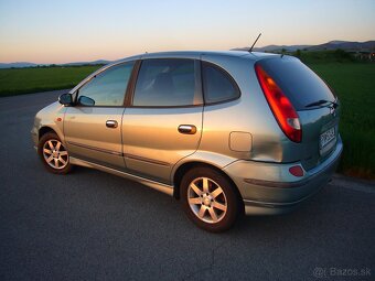 Nissan Almera Tino - 9