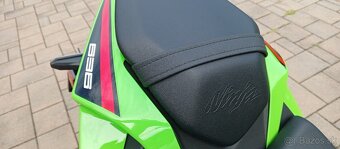 KAWASAKI NINJA ZX6R - 9